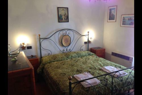 Molinelli Villa Sleeps 8 Pool Wifi