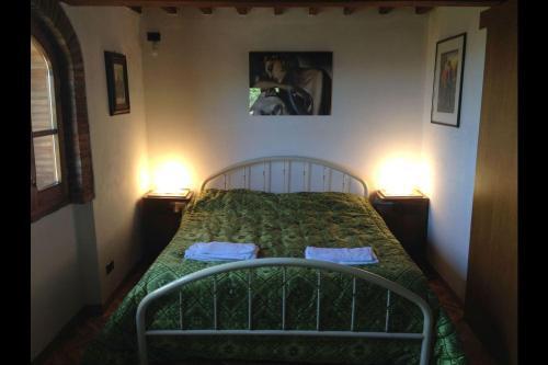 Molinelli Villa Sleeps 8 Pool Wifi