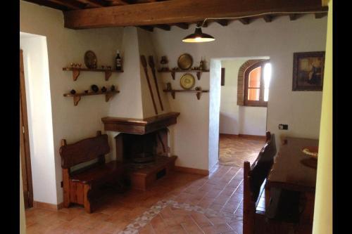 Molinelli Villa Sleeps 8 Pool Wifi