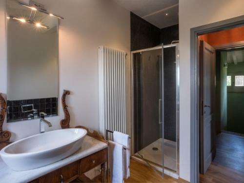 Molinelli Villa Sleeps 10 Pool Air Con Wifi
