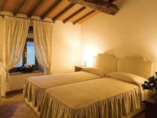 Casole D'elsa Villa Sleeps 22 Pool Wifi