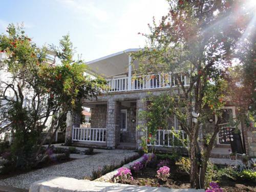 Hostal Losta Sahil Evi
