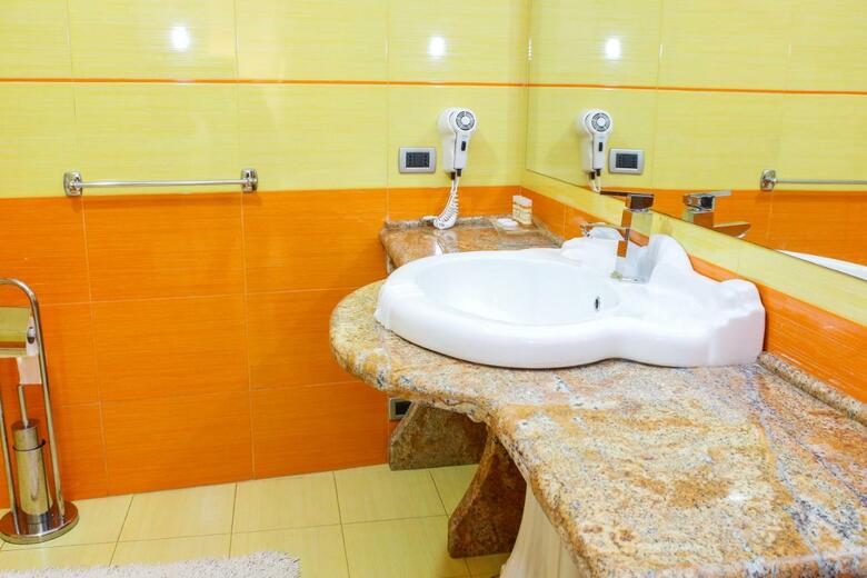 Hotel Liro