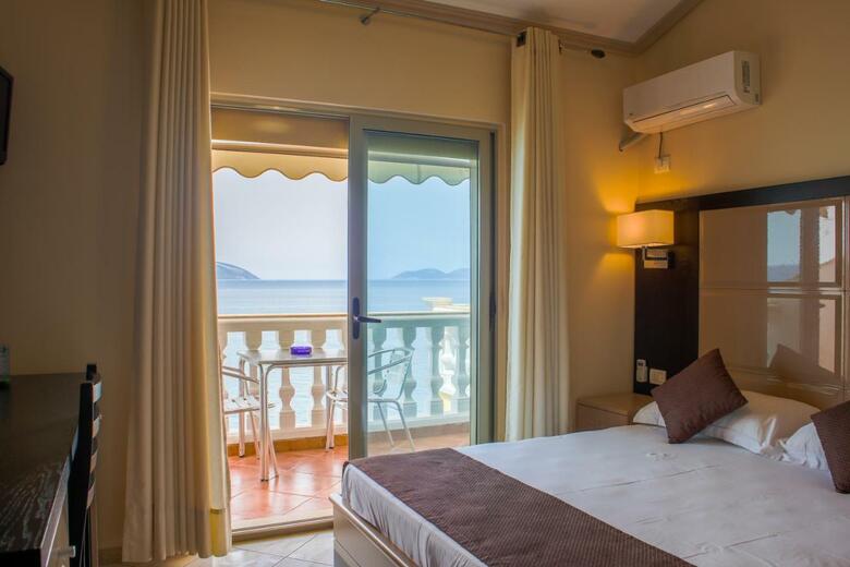 Hotel Liro