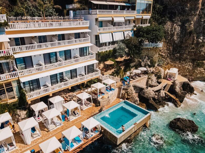 Hotel Liro
