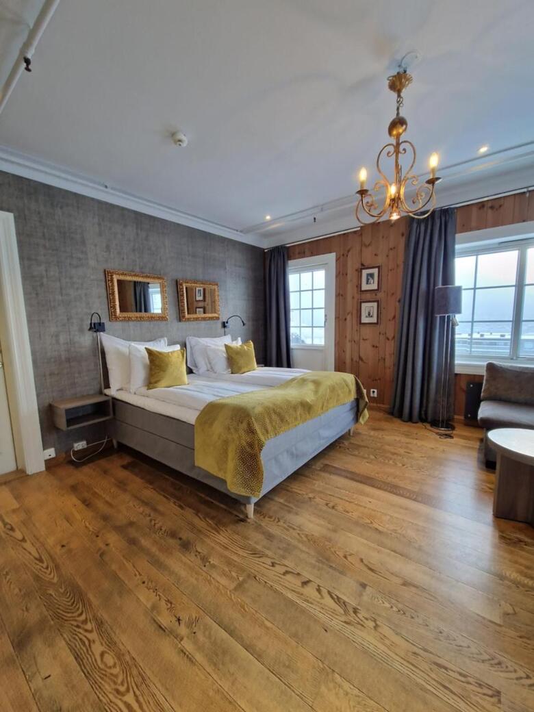 Dr. Holms Hotel