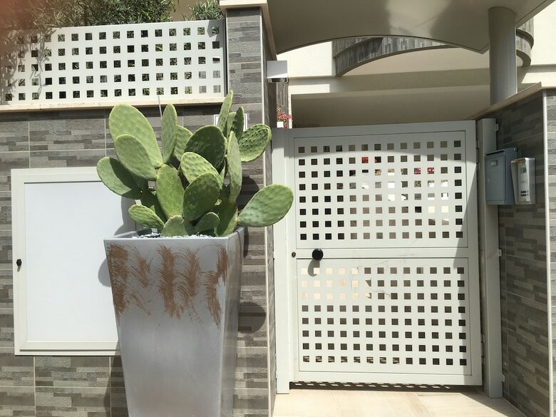 Hostal Quinque - Urban House