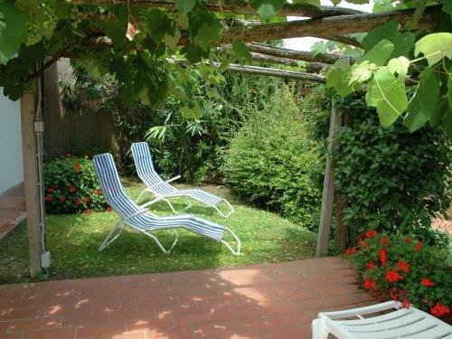 Tranquil Farmhouse In San Vivaldo Italy With Pool