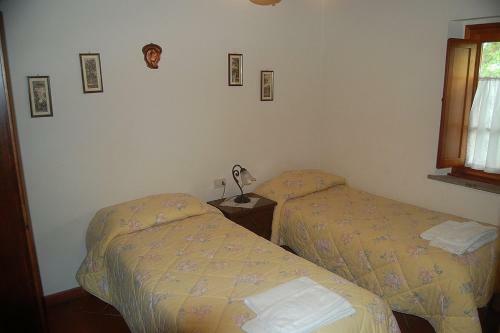 Montaione Villa Sleeps 8 Pool Wifi