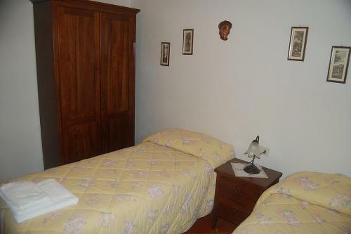 Montaione Villa Sleeps 8 Pool Wifi