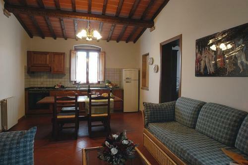 Montaione Villa Sleeps 8 Pool Wifi