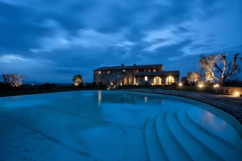 Agroturismo Casanova Di Neri Relais