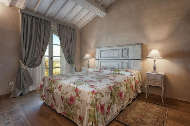 Agroturismo Casanova Di Neri Relais