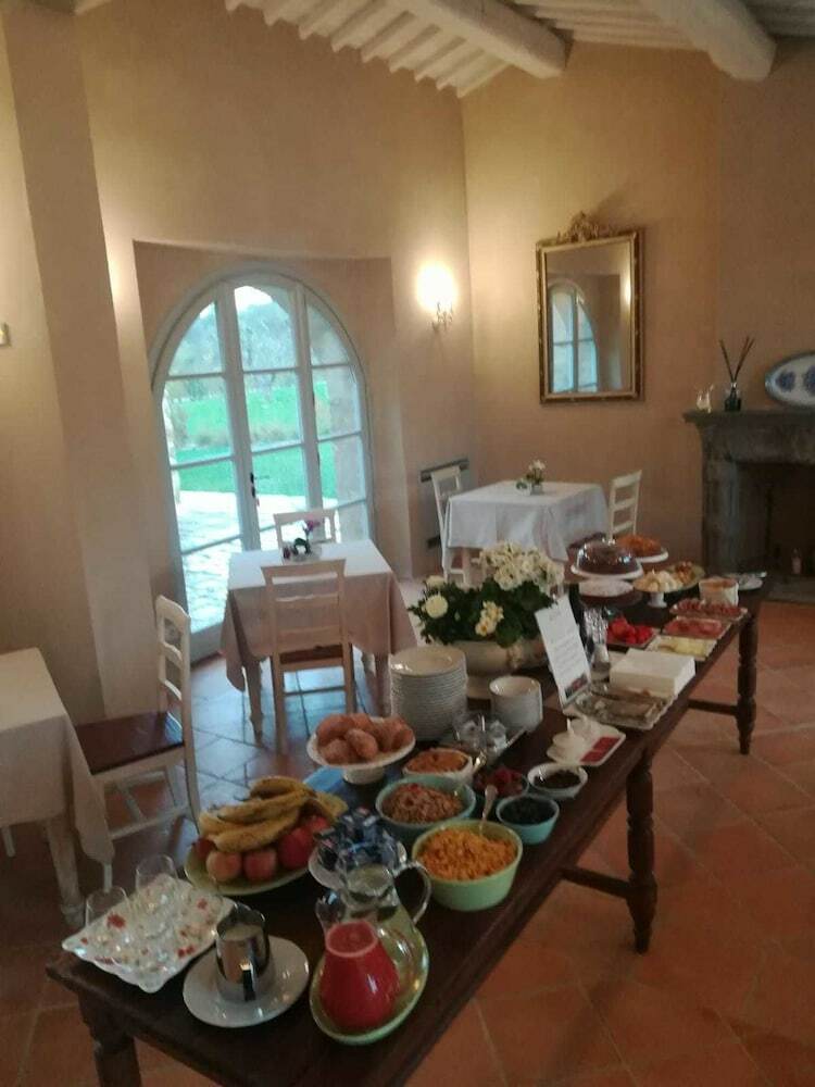 Agroturismo Casanova Di Neri Relais