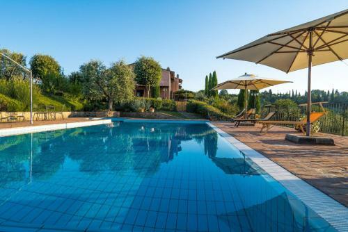 Montaione Villa Sleeps 10 Pool Wifi