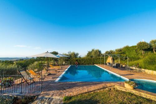 Montaione Villa Sleeps 10 Pool Wifi