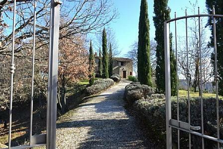 Monterchi Villa Sleeps 8 Pool Air Con Wifi