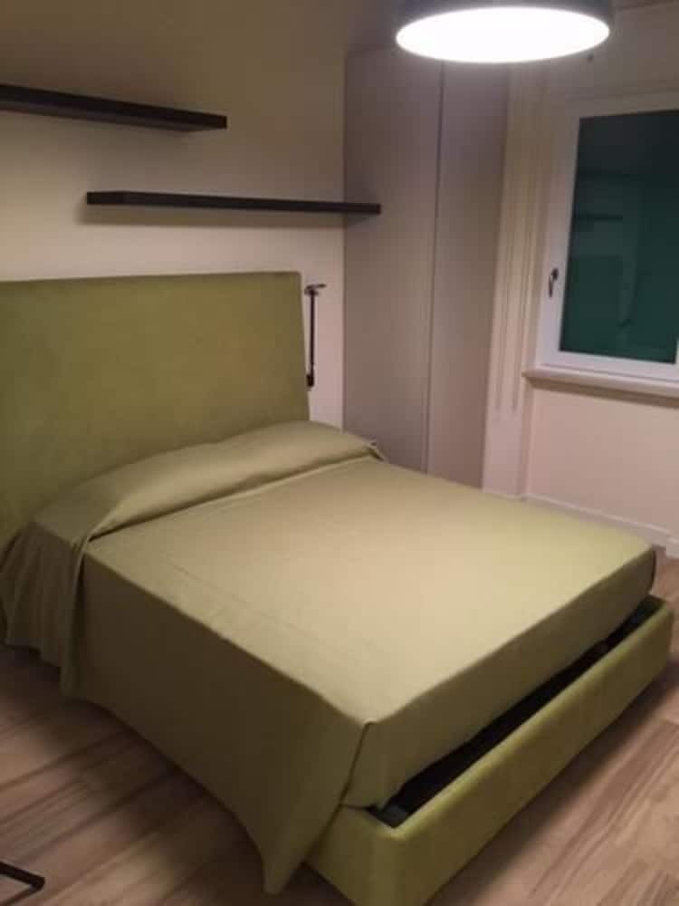 Hostal Artana Suites Collection