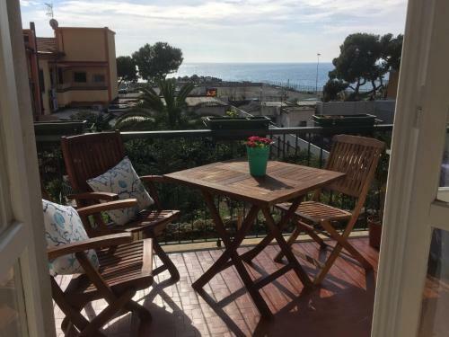 Sea View Apartment With Balcony