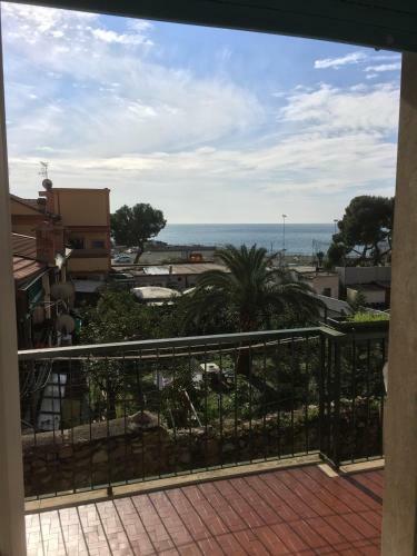 Sea View Apartment With Balcony