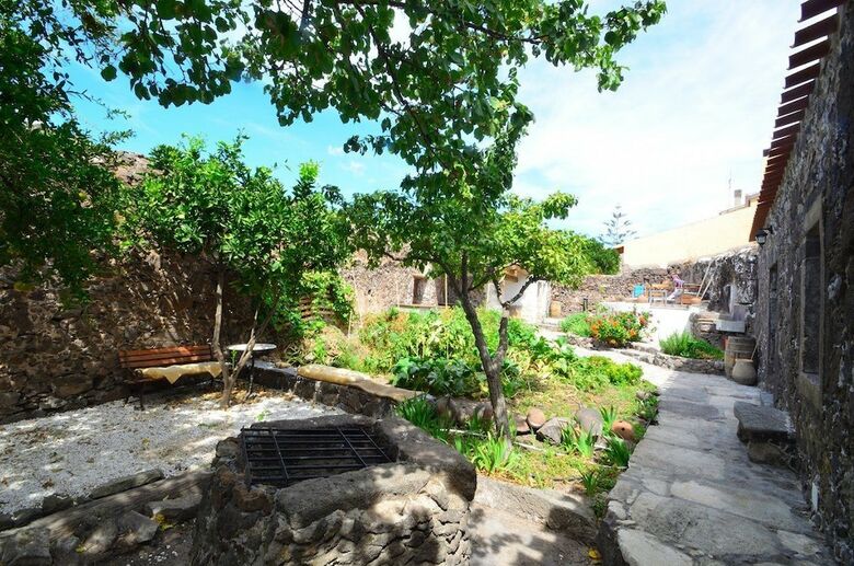 Hostal S'ommu Ezza