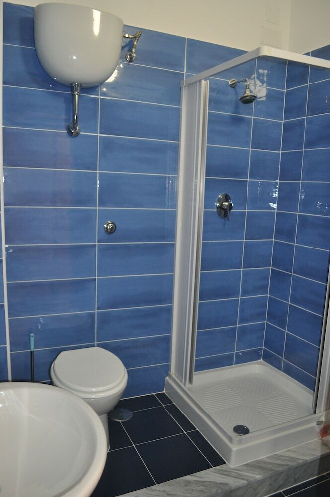 Naples Experience Backpackers Hostel