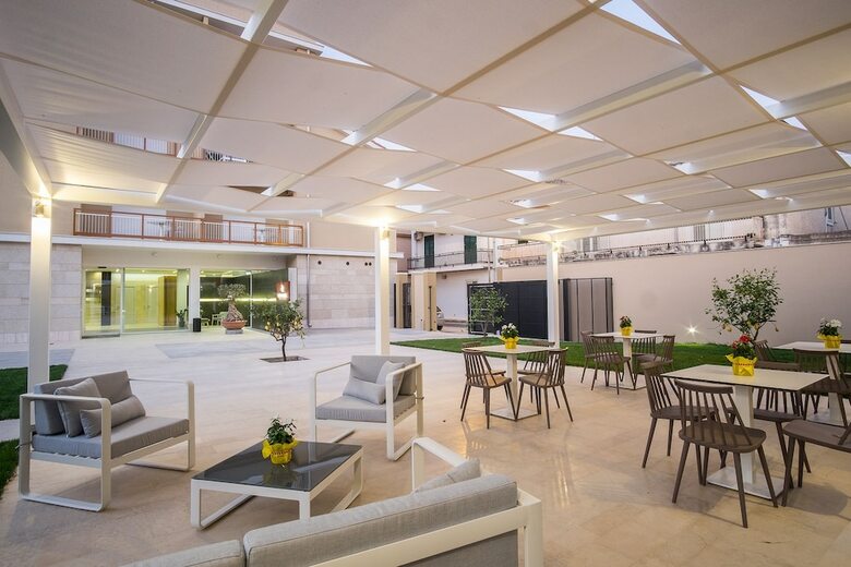 Netum Hotel