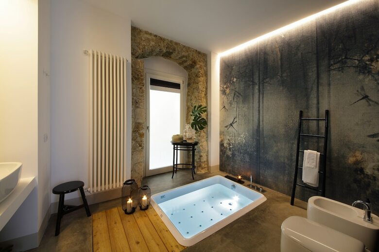 Hostal Embrace Sicily Guest House