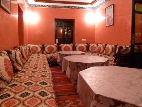Hostal Dar Bab Toubkal