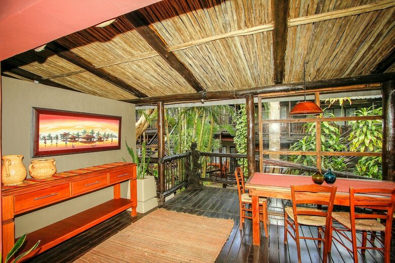 Umlilo Lodge