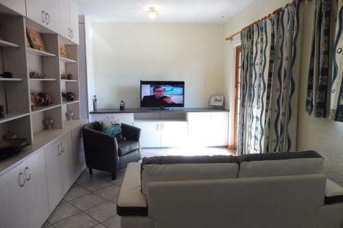 Hostal Zulani Guest House