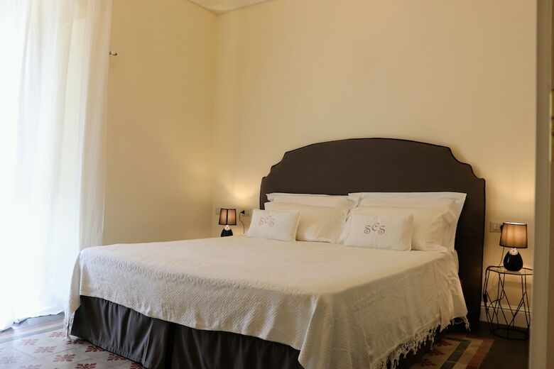 Bed & Breakfast San Carlo Suites
