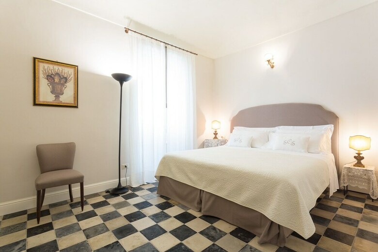 Bed & Breakfast San Carlo Suites
