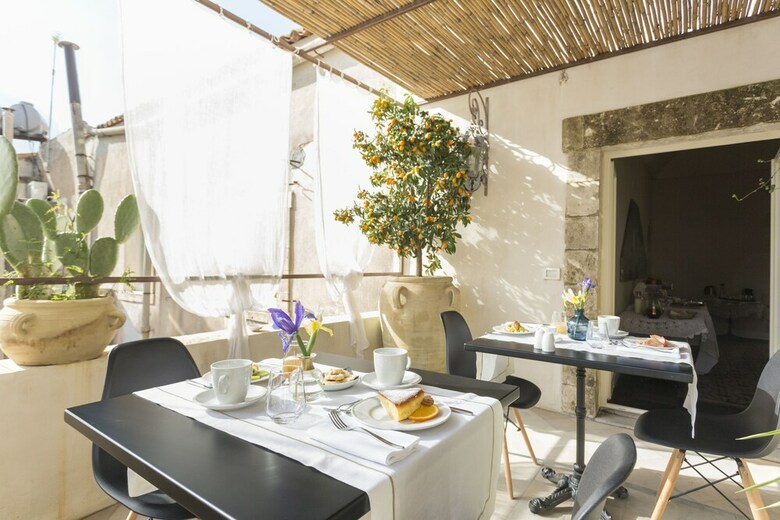 Bed & Breakfast San Carlo Suites