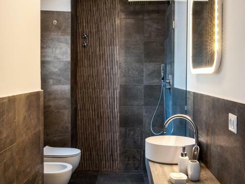 Oliveto Lario Villa Sleeps 14 Pool Air Con Wifi