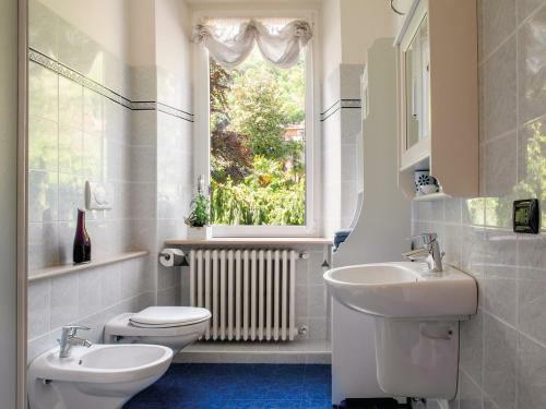 Oliveto Lario Villa Sleeps 14 Pool Air Con Wifi