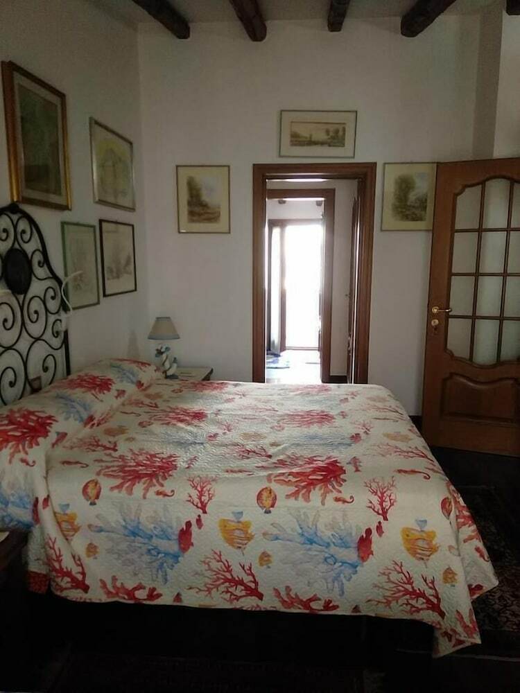 Hostal L'onda