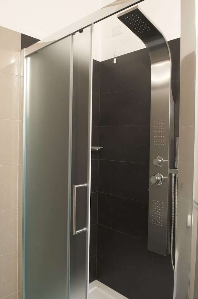 Hostal Four Rooms Guesthouse