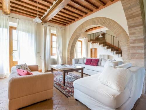 Palazzone Villa Sleeps 10 Pool Wifi