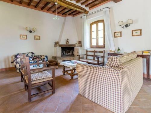 Palazzone Villa Sleeps 10 Pool Wifi