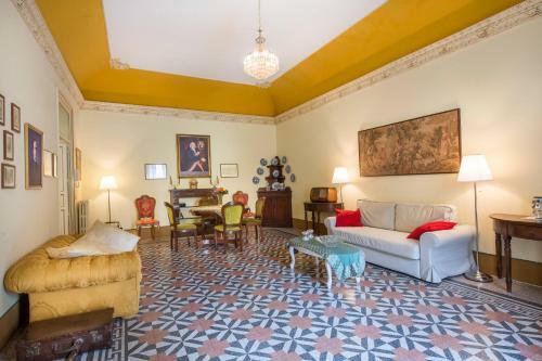 Casa D?arte Ugdulena Con Piscina E Terrazza
