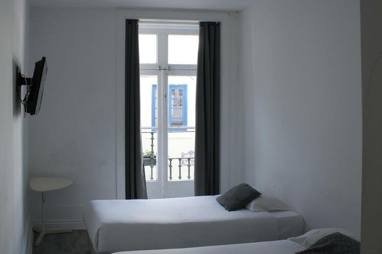 Hostal Aveiro City Lodge
