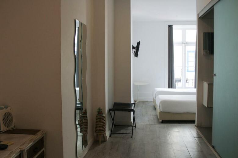 Hostal Aveiro City Lodge