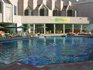 Le Grande Plaza Hotel