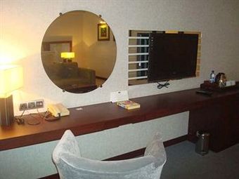 Le Grande Plaza Hotel