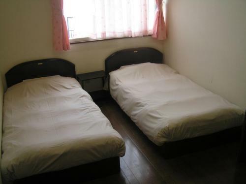 Hostal Pension Young House