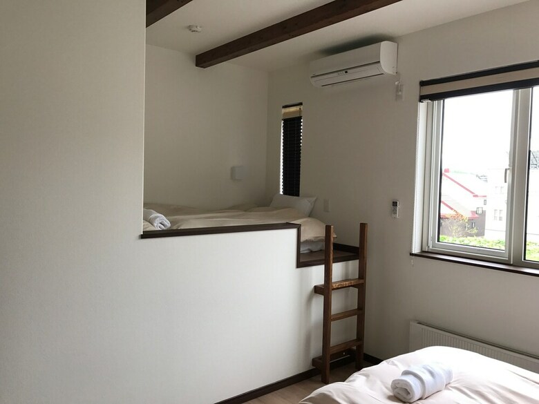 Tsuru Apartments