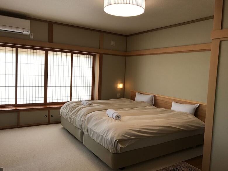Tsuru Apartments