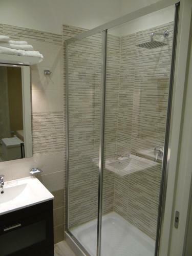 B&B Montecarlo Palace Stazione