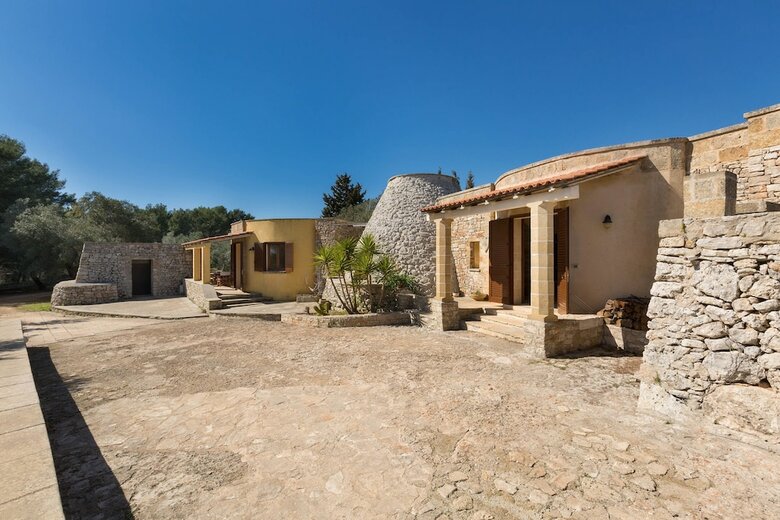 Villa Masseria Colosso